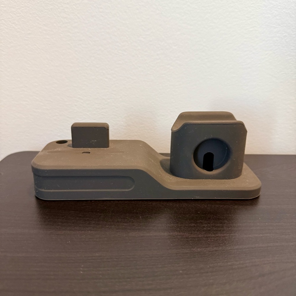Black Charging Dock